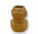 Tiemme Réz csatlakozó fitting 15 mm-es rézcső végére, a másik vége 1/2" belső menet