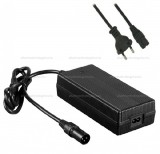 Töltő 54.6V 2A 48V Li-Ion akkumulátorhoz XLR 3P elektromos roller, kerékpár