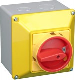 TRACON TKFL-25TS Tokozott főkapcsoló, lakatolható, sárga fedéllel, BE-KI 400V, 50Hz, 25A, 4P, 7,5kW, 64×64mm, IP44