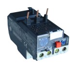 TRACON TR2HD1307 Termikus túláramvédelmi relé TR1D kontaktorokhoz 690V, 0-400Hz, 1,6-2,5A, 1×NC+1×NO