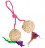 Trixie 2 db juta labda tollakkal színes kötélre kötve macskáknak (ø 4.5 cm)