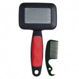 TRIXIE Műanyag puha kefe, kicsi - 7 x 13 cm