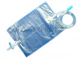 URINE BAG 2 literes Vizeletgyűjtő zsák T csapos leeresztéssel 90 cm-es leeresztőcsővel