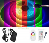 V-Tac 5m hosszú 50Wattos, 1 zónás FUT025 RF távirányítós, 24V adapteres RGB LED szalag (3360db COB LED)