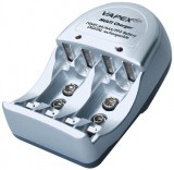 VAPEX VTE200 Univerzális töltő AA, AAA és PP3 méretű NiMH akkumulátorokhoz, LED kijelző.