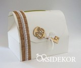 Vintage nászajándékgyűjtő doboz/persely csipkével, jutával és fa rátéttel