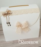 Vintage nászajándékgyűjtő doboz/persely csipkével, kulccsal és fa rátéttel