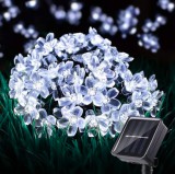 VOLTRONIC Napelemes fényfüzér 12 méter 100 db hideg fehér virág LED kültéri világítás vízálló dekoráció napelemes világítás