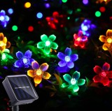 VOLTRONIC Napelemes fényfüzér 12 méter 100 db színes virág LED kültéri világítás vízálló dekoráció napelemes világítás