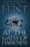 Voyager Raymond E. Feist: At the Gates of Darkness - könyv