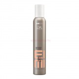 Wella EIMI Natural Volume - Extra erős hajformázó hab 500 ml