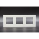 Z-Switch 3-as műanyag keret Fehér