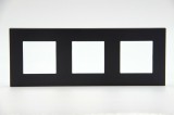 Z-Switch 3-as műanyag keret Fekete