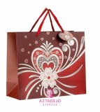 Zentrada Europe GmbH & Co KG Delpstr. 5b D-97084 Würzburg Germany info@zentrada.hu Ajándék táska szív virág