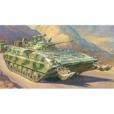 Zvezda Zvezda BMP-2D Soviet Infantry Fighting Vehicles 1:35 makett harcjármű (3555)