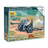 Zvezda Zvezda German 105 mm Howitzer LeFH-18 with Crew 1:72 makett harcjármű (6121)