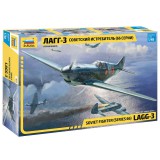 Zvezda Zvezda Lavochkin LaGG-3 SovietWWIIFighter 1:48 makett repülő (4833)