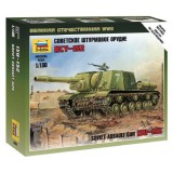 Zvezda Zvezda Soviet Self-Propelled Gun ISU-152 1:100 makett harcjármű (6207)